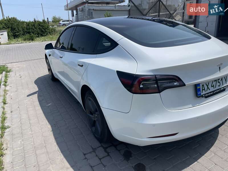 Седан Tesla Model 3 2022 в Харькове