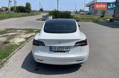 Седан Tesla Model 3 2022 в Харкові