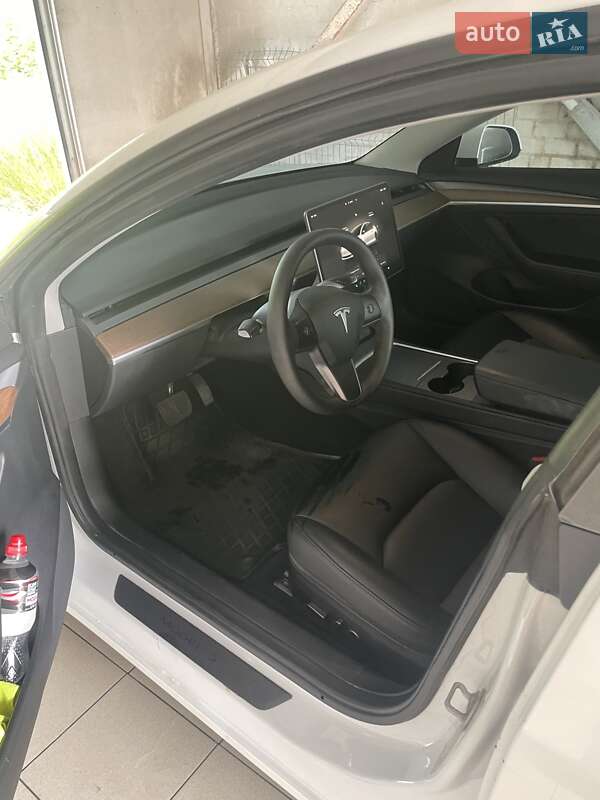 Седан Tesla Model 3 2022 в Харкові