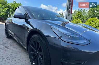 Седан Tesla Model 3 2021 в Луцьку