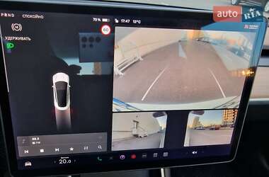 Седан Tesla Model 3 2020 в 