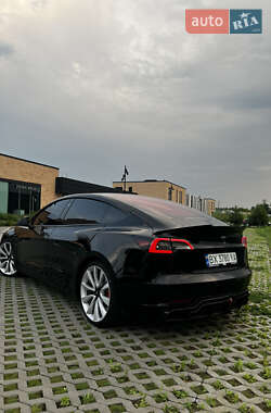 Седан Tesla Model 3 2019 в 