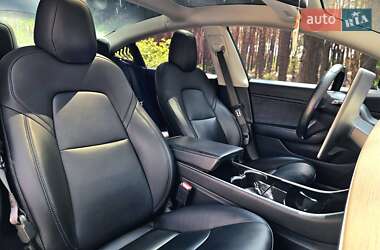 Седан Tesla Model 3 2018 в 