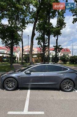 Седан Tesla Model 3 2018 в 