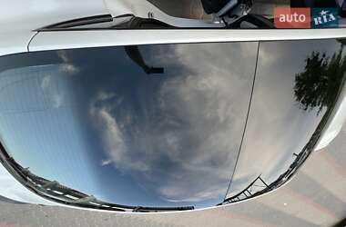 Седан Tesla Model 3 2021 в Виннице