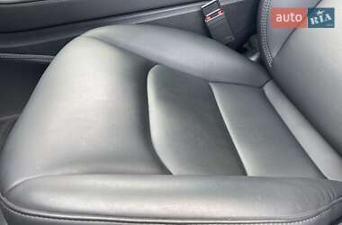 Седан Tesla Model 3 2023 в 