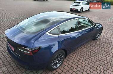 Седан Tesla Model 3 2018 в 