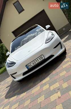 Седан Tesla Model 3 2023 в 
