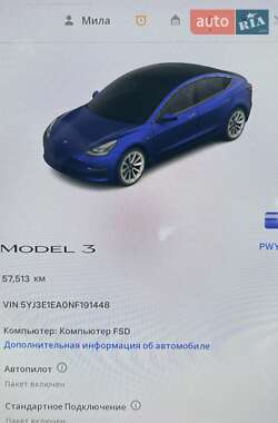 Седан Tesla Model 3 2022 в 
