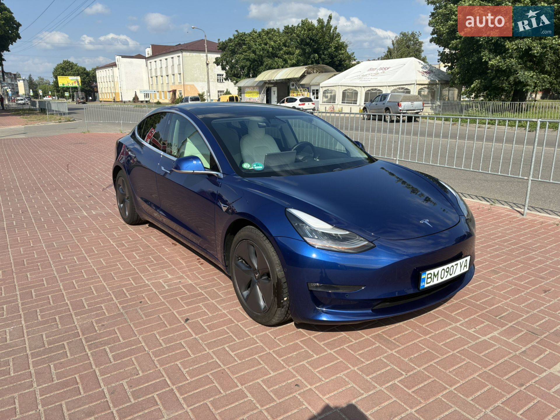 2019 Tesla Model 3 - мініатюра 3