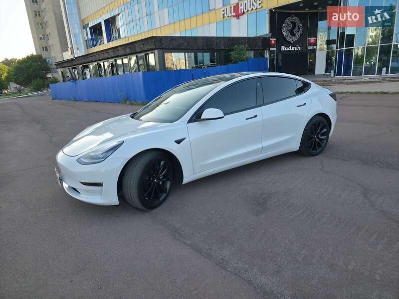Седан Tesla Model 3 2019 в Харькове фото 11 Седан Tesla Model 3 2019 в Харькове