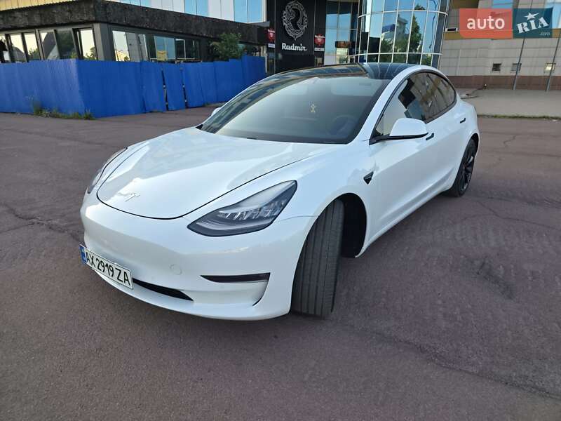 Седан Tesla Model 3 2019 в Харькове фото 13 Седан Tesla Model 3 2019 в Харькове