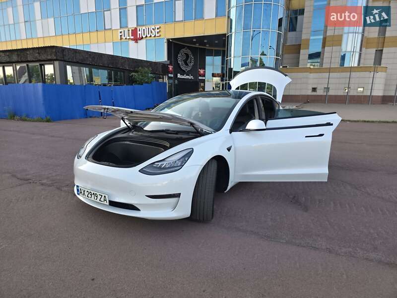 Седан Tesla Model 3 2019 в Харькове фото 15 Седан Tesla Model 3 2019 в Харькове