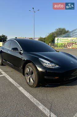 Седан Tesla Model 3 2020 в Днепре