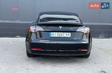 Седан Tesla Model 3 2019 в 