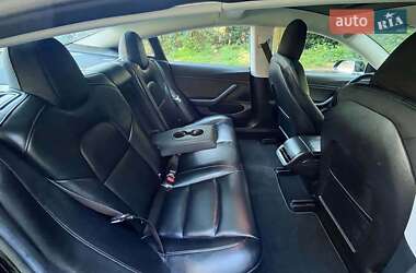 Седан Tesla Model 3 2018 в 