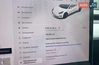 Седан Tesla Model 3 2021 в 
