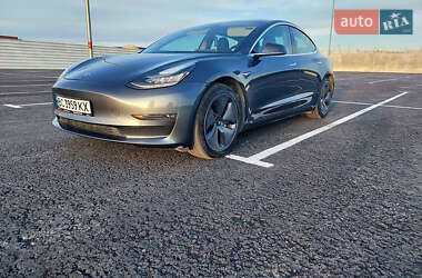 Седан Tesla Model 3 2019 в 