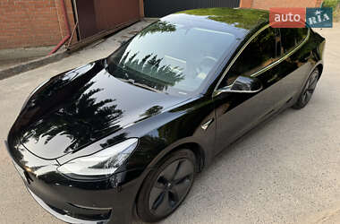 Седан Tesla Model 3 2019 в 
