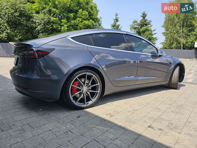 Седан Tesla Model 3 2020 в Ужгороде фото 5 Седан Tesla Model 3 2020 в Ужгороде