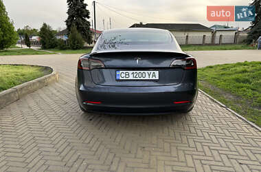 Седан Tesla Model 3 2019 в Прилуках