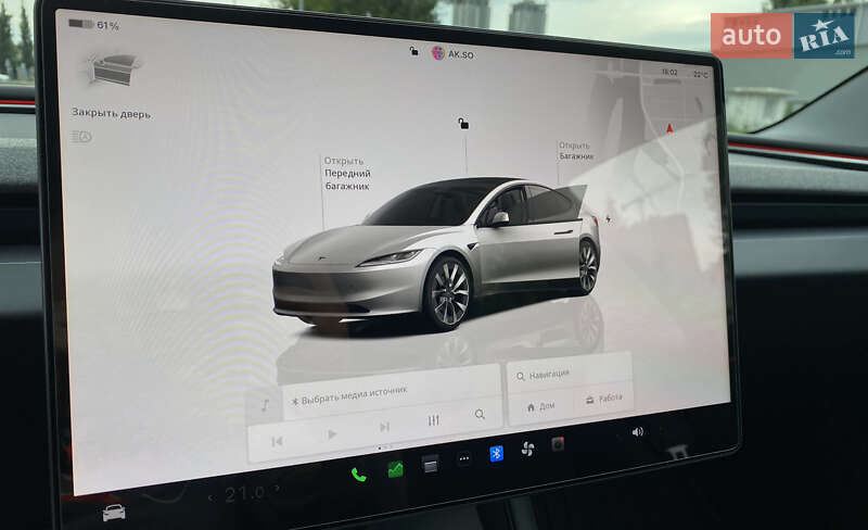 Седан Tesla Model 3 2024 в Киеве фото 19 Седан Tesla Model 3 2024 в Киеве