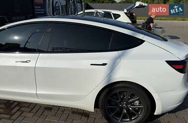 Седан Tesla Model 3 2018 в Виннице