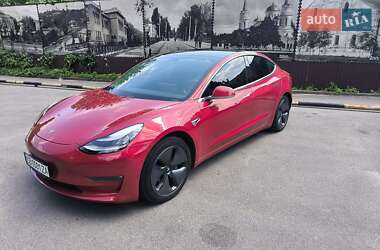 Седан Tesla Model 3 2019 в Чернигове