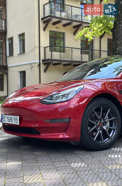 Седан Tesla Model 3 2018 в 