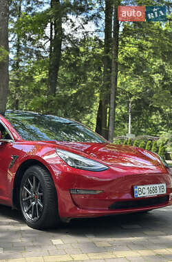 Седан Tesla Model 3 2018 в 