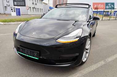 Седан Tesla Model 3 2019 в Києві