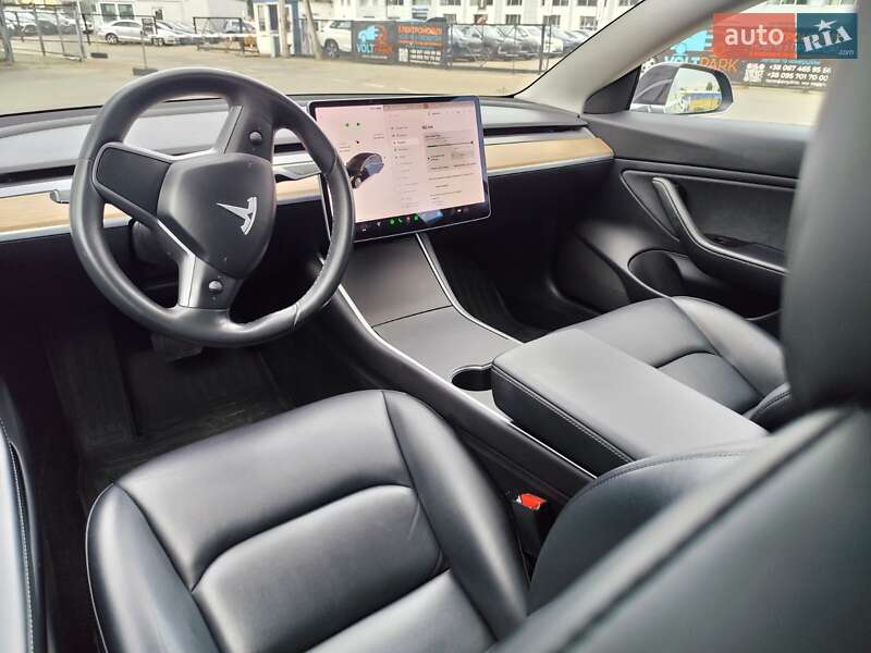 Седан Tesla Model 3 2019 в Києві фото 35 Седан Tesla Model 3 2019 в Києві
