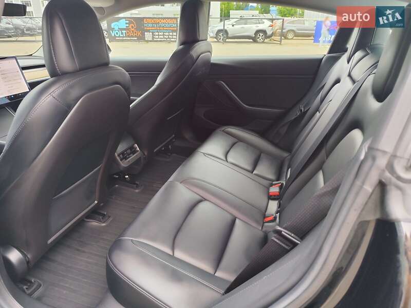 Седан Tesla Model 3 2019 в Києві фото 38 Седан Tesla Model 3 2019 в Києві