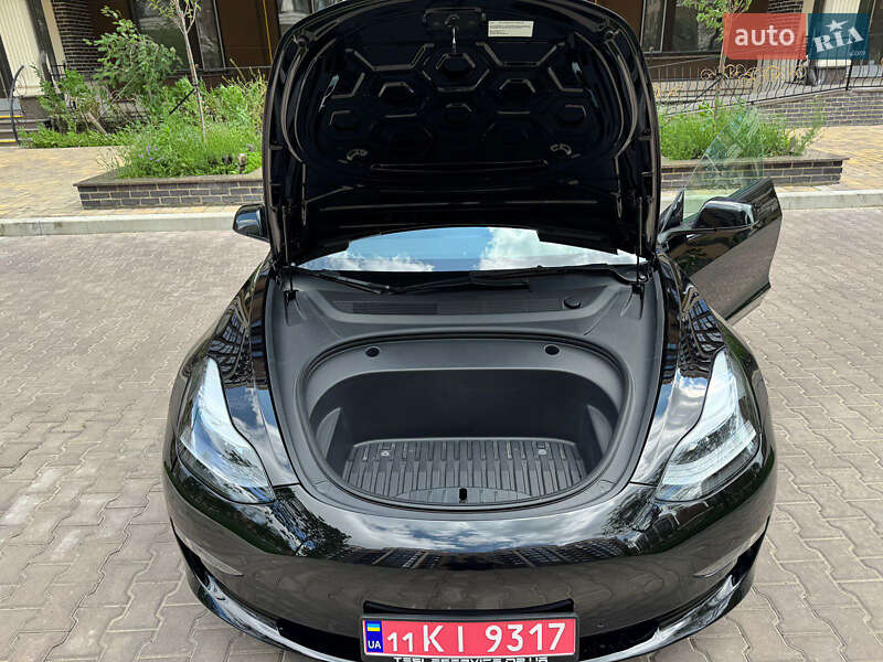 Седан Tesla Model 3 2021 в Софиевской Борщаговке