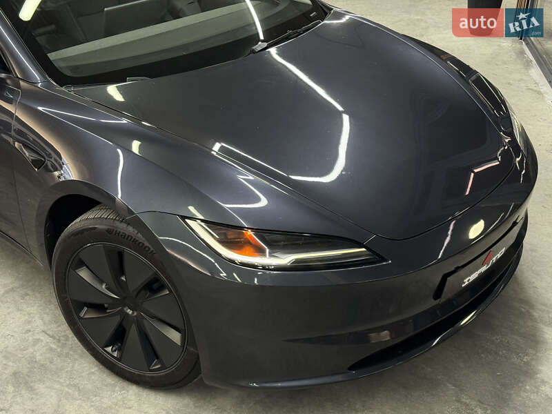 Седан Tesla Model 3 2024 в Одессе