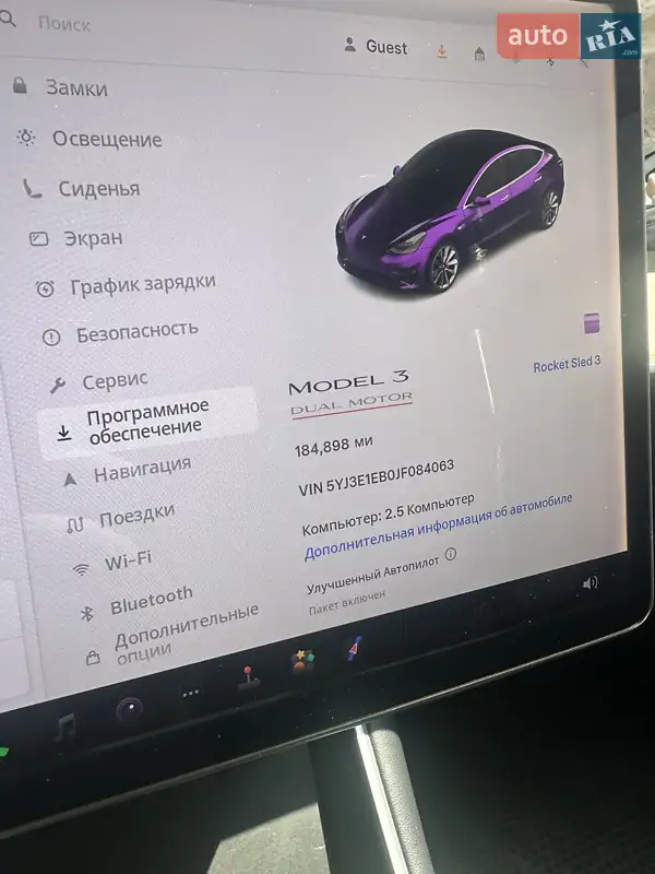 Седан Tesla Model 3 2018 в 