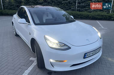 Седан Tesla Model 3 2018 в 