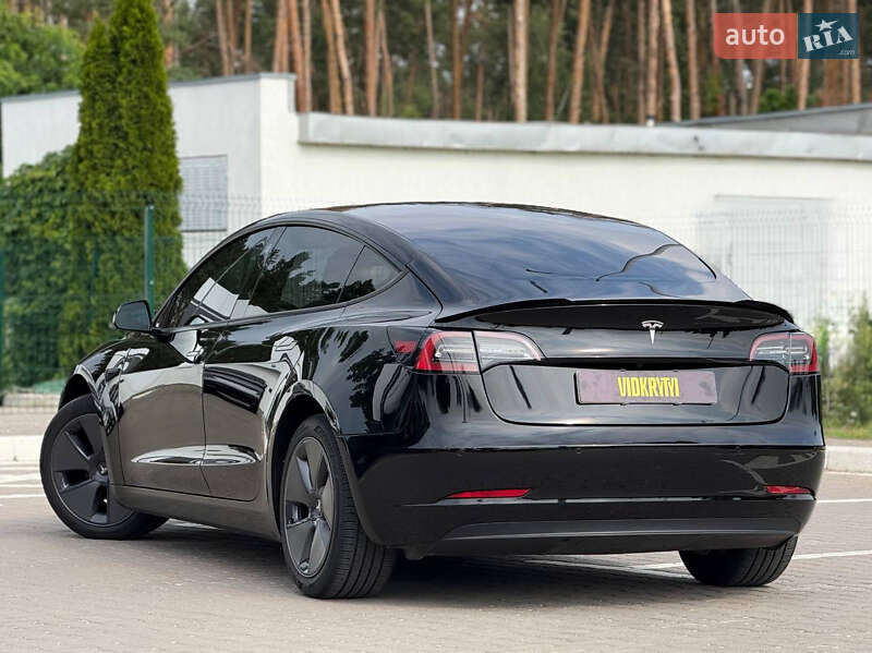 Седан Tesla Model 3 2022 в Киеве фото 15 Седан Tesla Model 3 2022 в Киеве