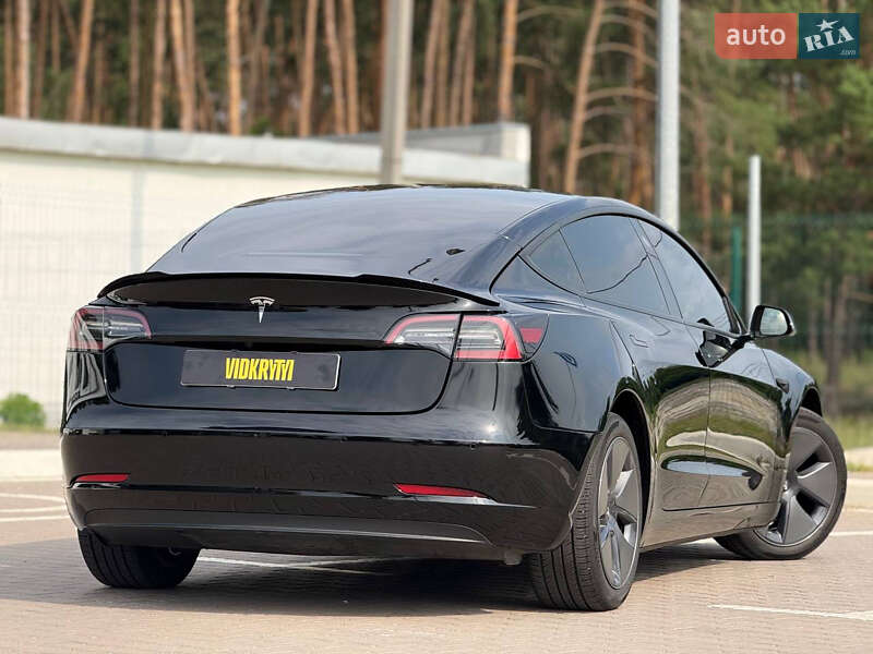 Седан Tesla Model 3 2022 в Киеве фото 18 Седан Tesla Model 3 2022 в Киеве