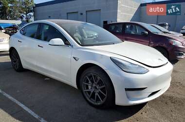 Седан Tesla Model 3 2018 в 