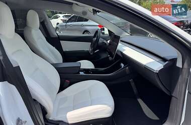 Седан Tesla Model 3 2018 в 