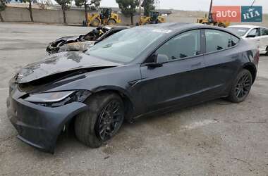 Седан Tesla Model 3 2024 в Киеве