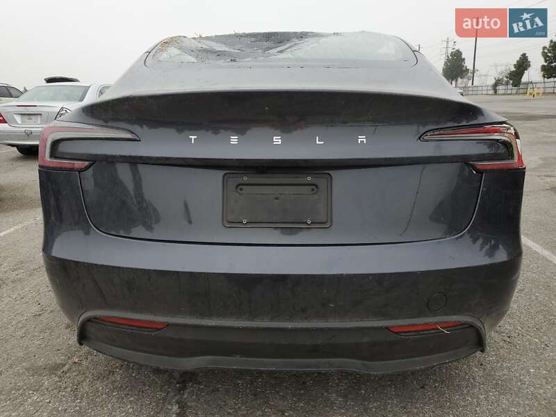 Седан Tesla Model 3 2024 в Києві