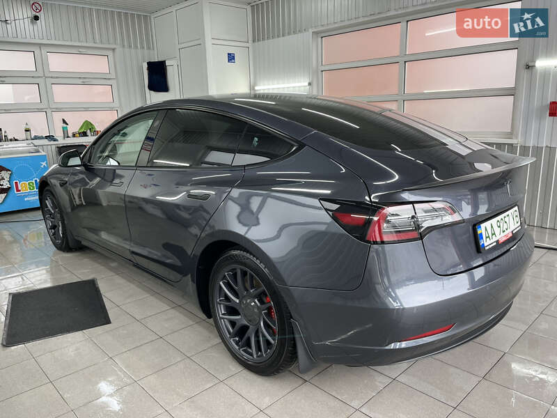 Седан Tesla Model 3 2022 в Киеве фото 13 Седан Tesla Model 3 2022 в Киеве