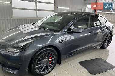 Седан Tesla Model 3 2022 в Києві