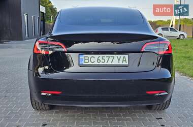 Седан Tesla Model 3 2019 в 