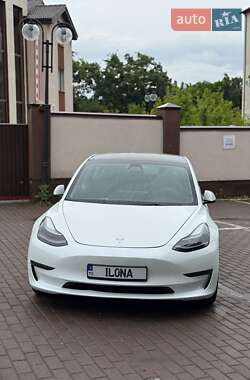 Седан Tesla Model 3 2023 в Киеве