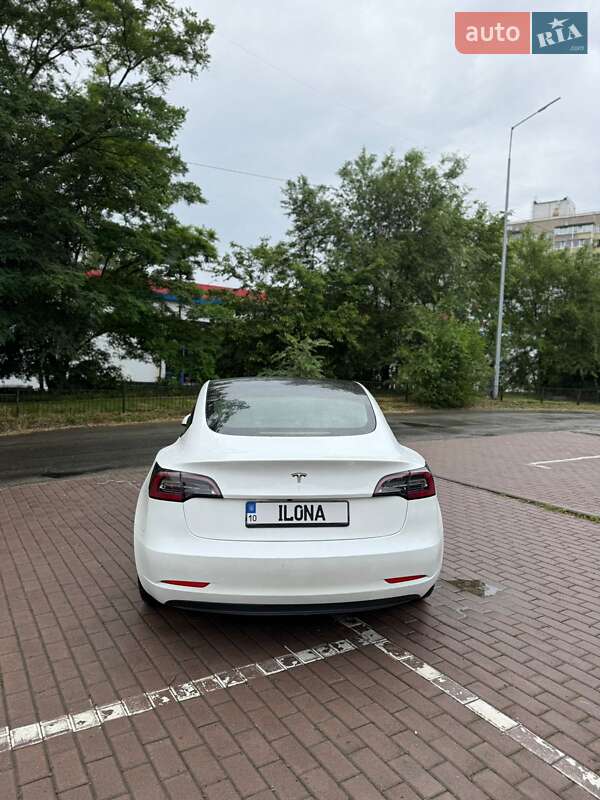 Седан Tesla Model 3 2023 в Киеве фото 5 Седан Tesla Model 3 2023 в Киеве