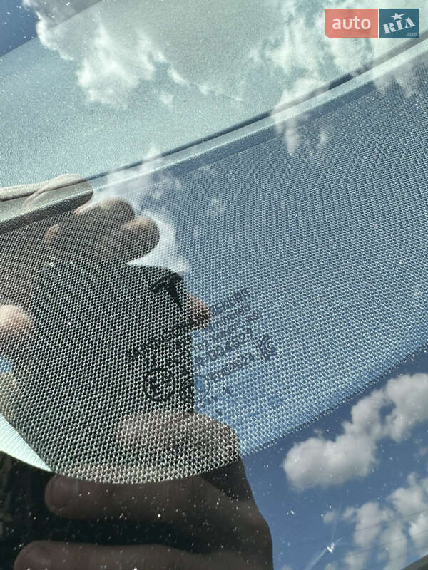 Седан Tesla Model 3 2021 в Киеве фото 20 Седан Tesla Model 3 2021 в Киеве