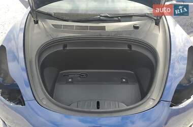 Седан Tesla Model 3 2020 в 